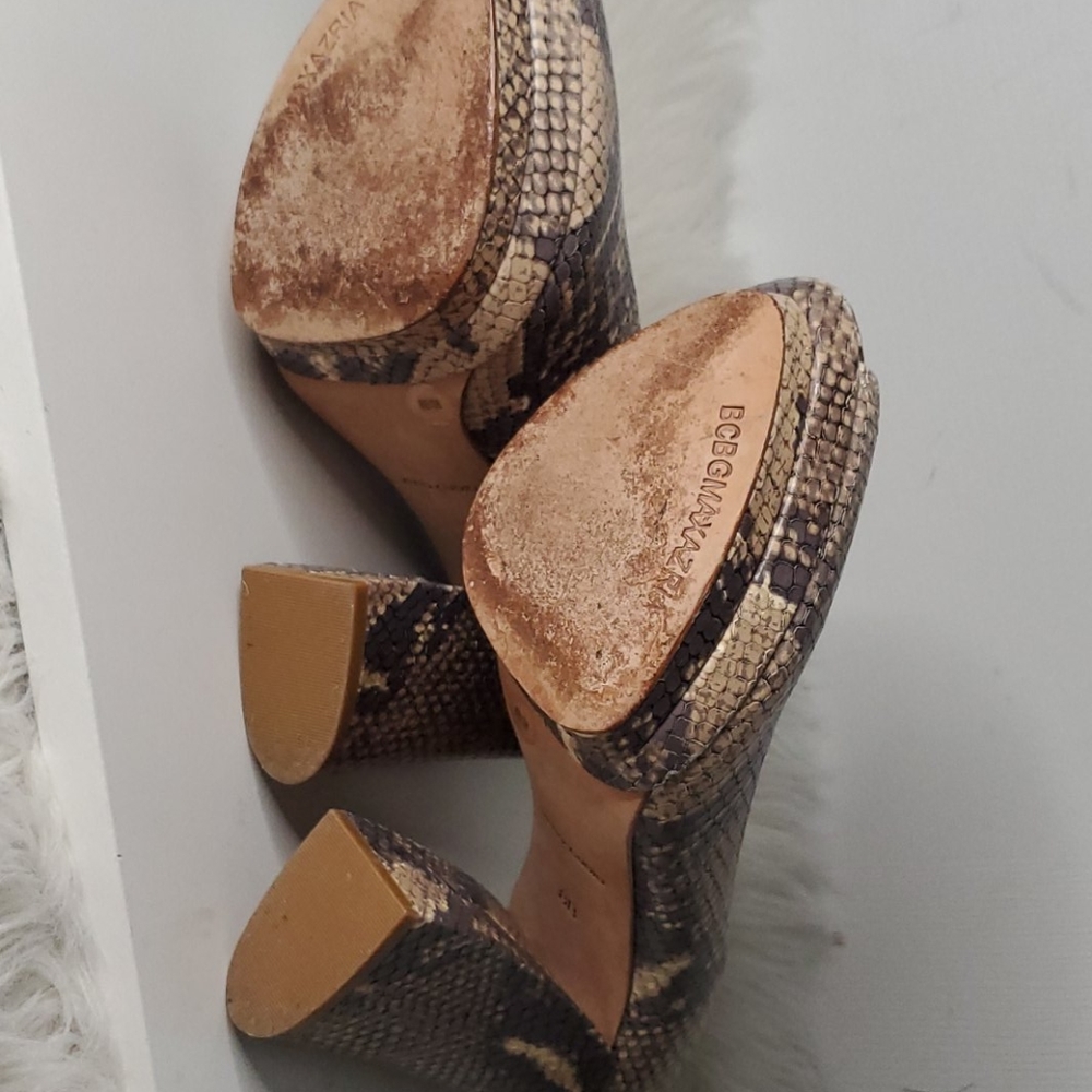 Peep toe pumps - Picture 5 of 8